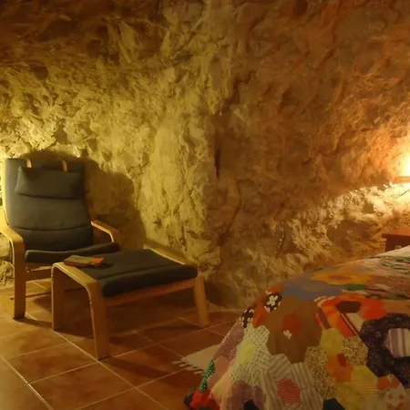 Cueva Santa Cruz Apartment *